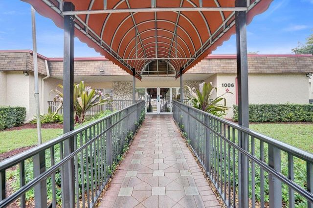 1020 Country Club Drive 104, Margate, FL 33063