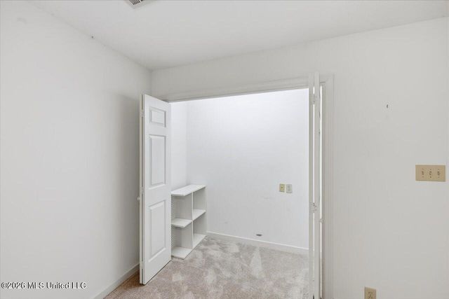 2141 Mcfarland Road, Raymond, MS 39154