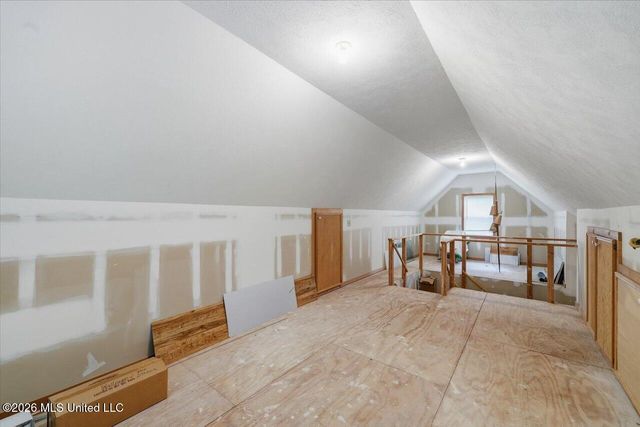 2141 Mcfarland Road, Raymond, MS 39154