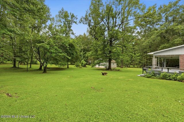 2141 Mcfarland Road, Raymond, MS 39154