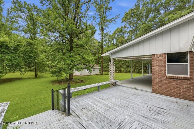 2141 Mcfarland Road, Raymond, MS 39154