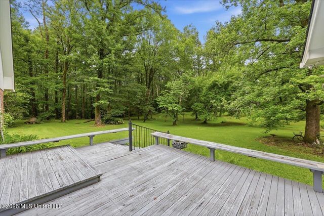 2141 Mcfarland Road, Raymond, MS 39154