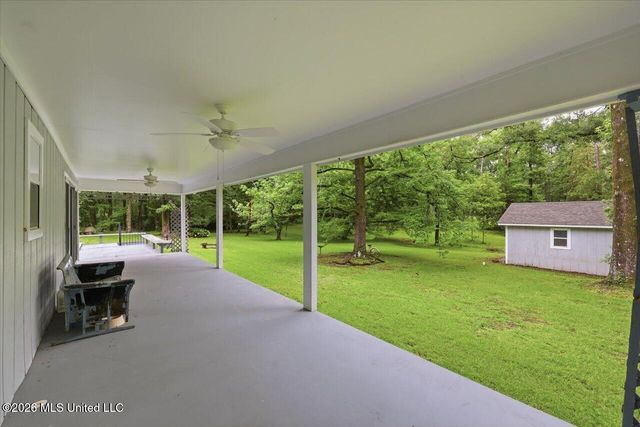 2141 Mcfarland Road, Raymond, MS 39154