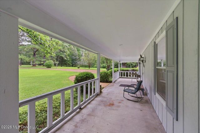 2141 Mcfarland Road, Raymond, MS 39154