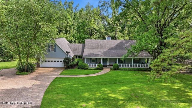 2141 Mcfarland Road, Raymond, MS 39154