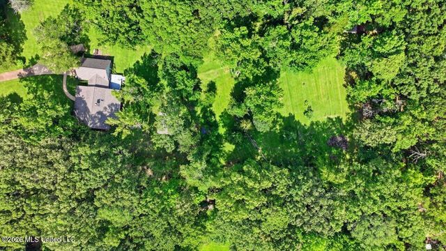 2141 Mcfarland Road, Raymond, MS 39154