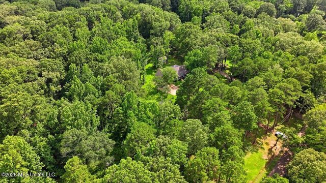 2141 Mcfarland Road, Raymond, MS 39154