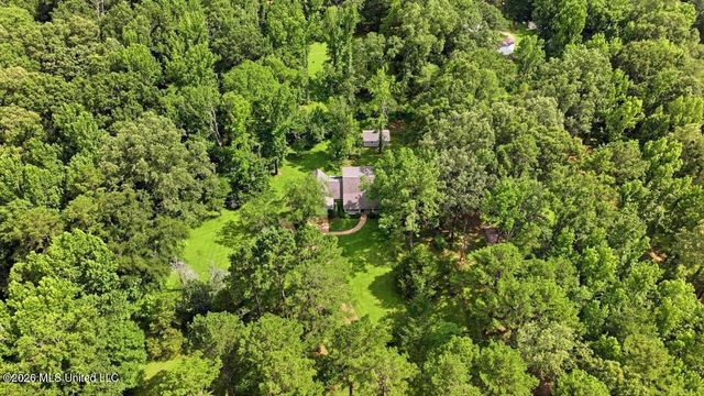 2141 Mcfarland Road, Raymond, MS 39154