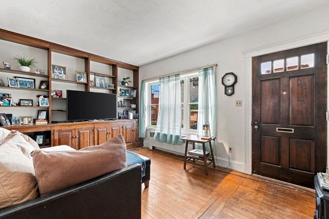 4 Arthur, Salem, MA 01970