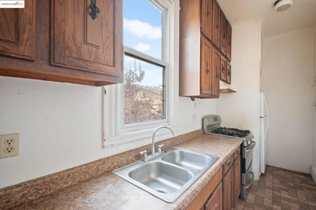 443 443 Watson St, Monterey, CA 93940