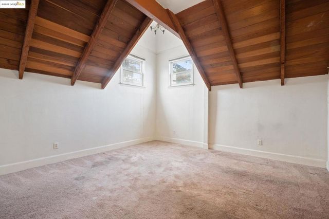 443 443 Watson St, Monterey, CA 93940