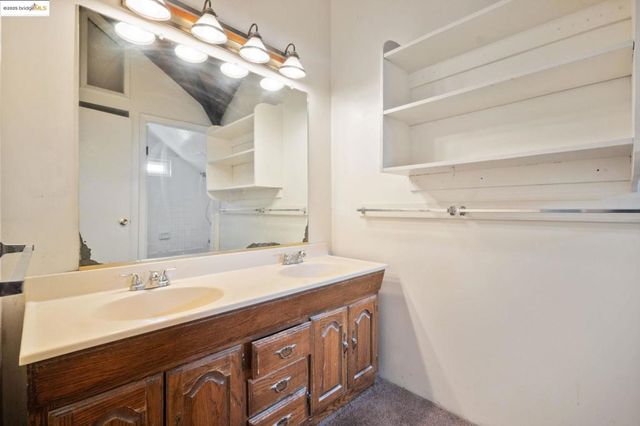 443 443 Watson St, Monterey, CA 93940