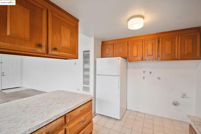 443 443 Watson St, Monterey, CA 93940