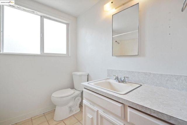 443 443 Watson St, Monterey, CA 93940