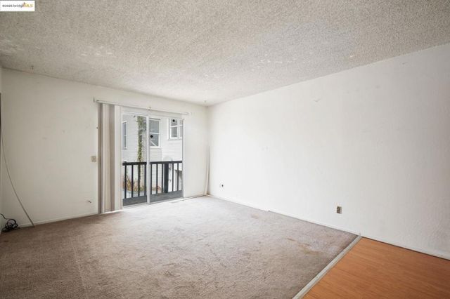 443 443 Watson St, Monterey, CA 93940