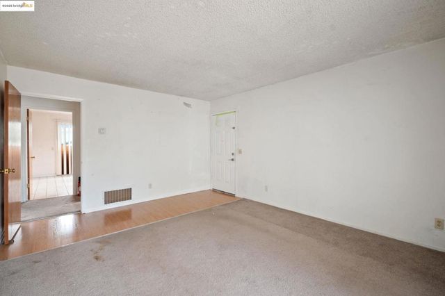 443 443 Watson St, Monterey, CA 93940