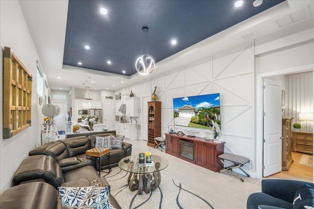 152 SE Via Tirso, Port St Lucie, FL 34952