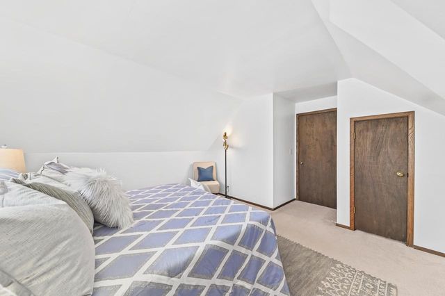 8313 N 105th STREET, Milwaukee, WI 53224