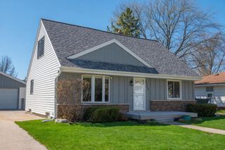 8313 N 105th STREET, Milwaukee, WI 53224