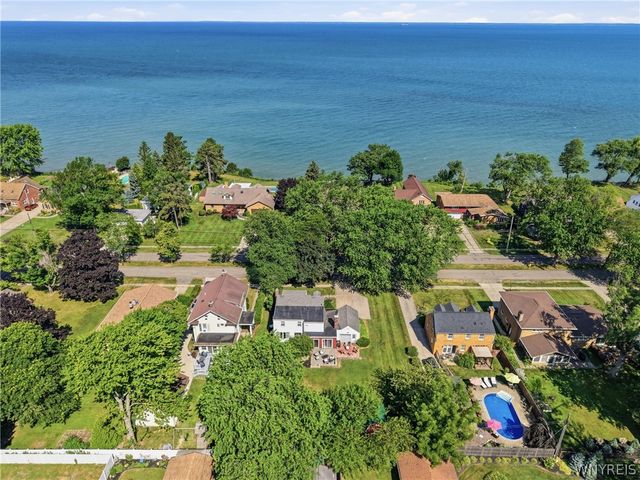 4789 Clifton Parkway, Hamburg, NY 14075