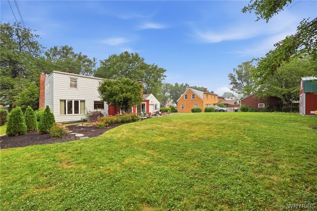 4789 Clifton Parkway, Hamburg, NY 14075