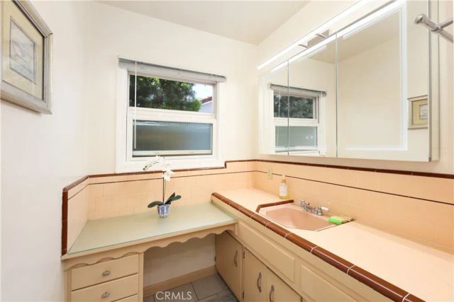 10244 Woodruff, Downey, CA 90241