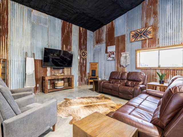 6805 County Road 2001, Lampasas, TX 76550