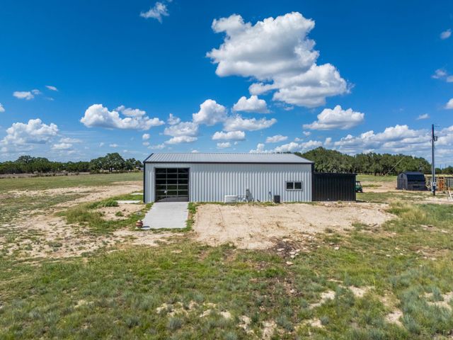6805 County Road 2001, Lampasas, TX 76550