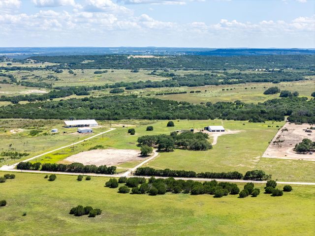 6805 County Road 2001, Lampasas, TX 76550