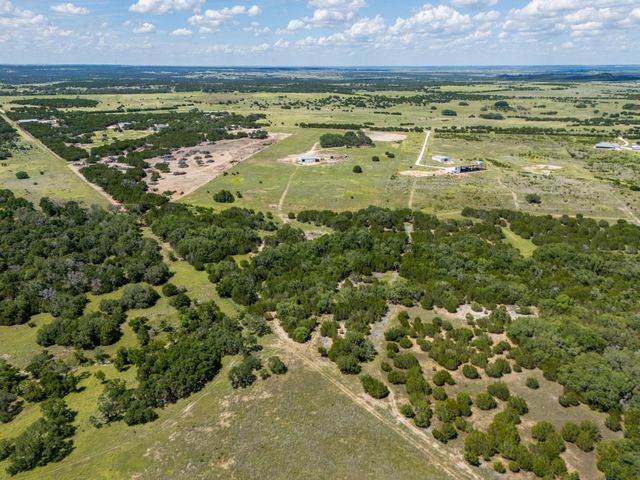 6805 County Road 2001, Lampasas, TX 76550