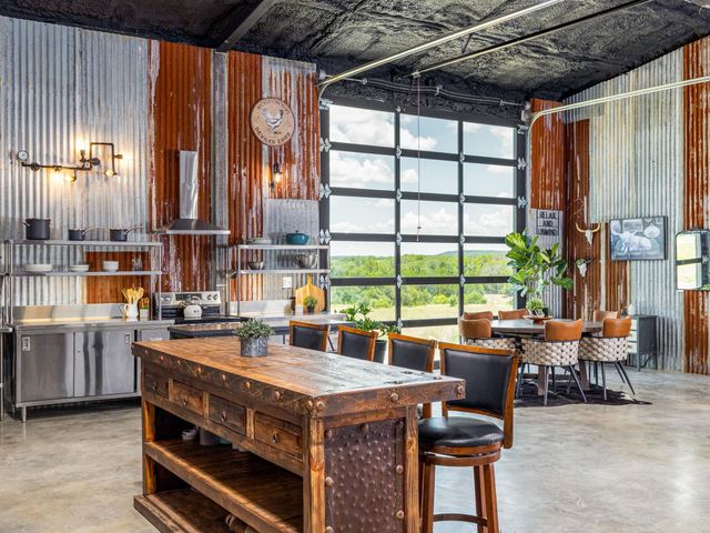 6805 County Road 2001, Lampasas, TX 76550