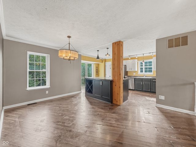 9328 Homeside Drive, Indianapolis, IN 46250
