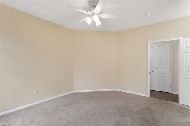 7187 Stokes DR, Hayes, VA 23072