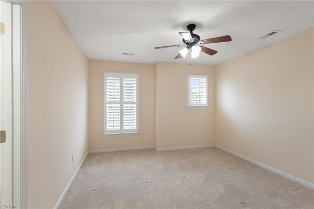 7187 Stokes DR, Hayes, VA 23072