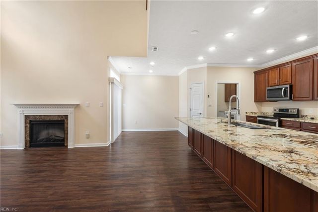 7187 Stokes DR, Hayes, VA 23072