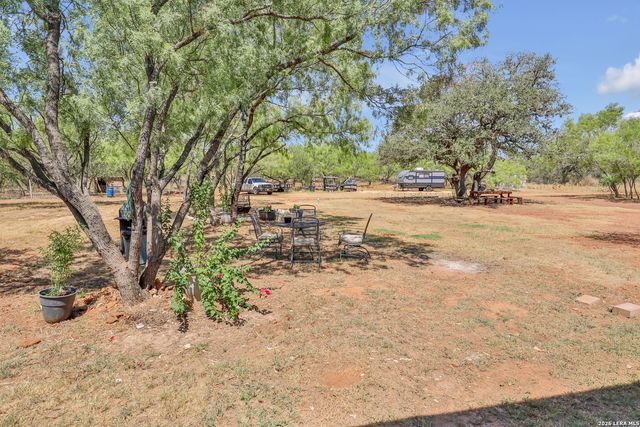 745 County Road 2645, Moore, TX 78057