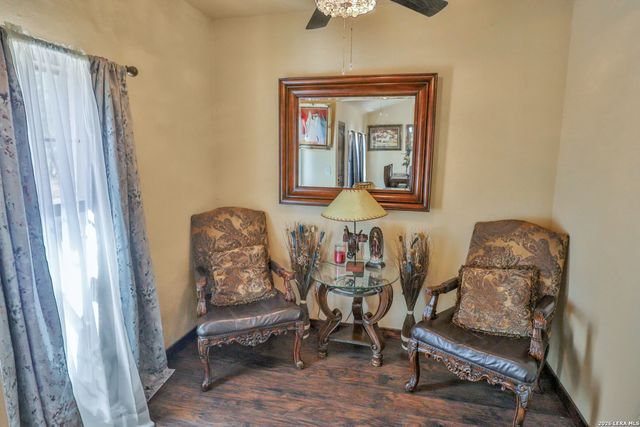 745 County Road 2645, Moore, TX 78057