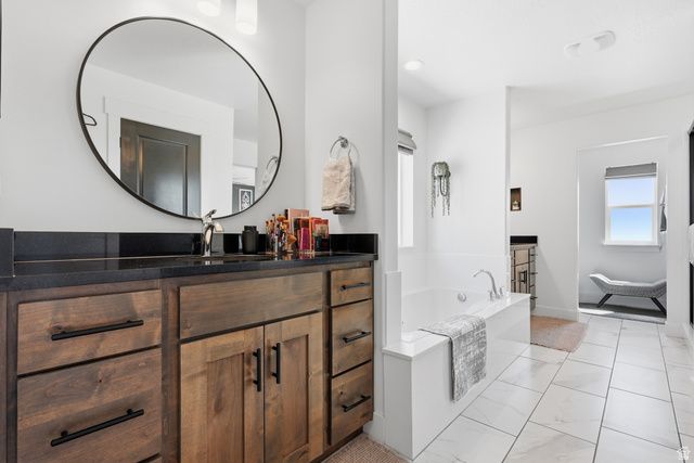 1027 W SEASONS VIEW CT, Lehi, UT 84048
