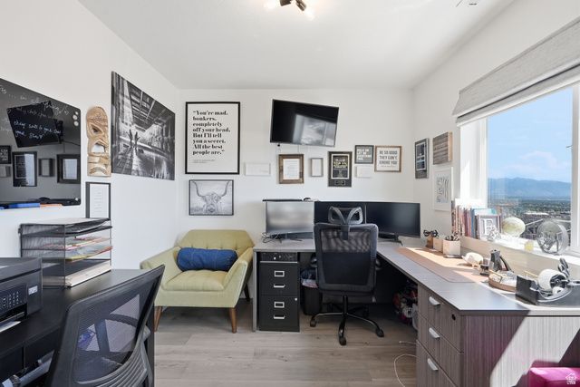 1027 W SEASONS VIEW CT, Lehi, UT 84048