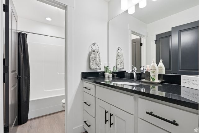 1027 W SEASONS VIEW CT, Lehi, UT 84048