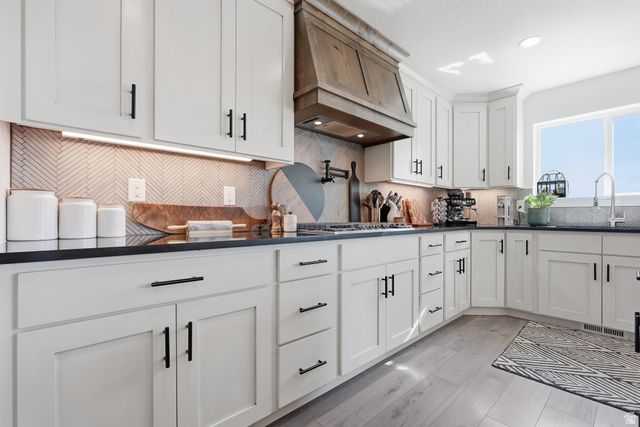 1027 W SEASONS VIEW CT, Lehi, UT 84048
