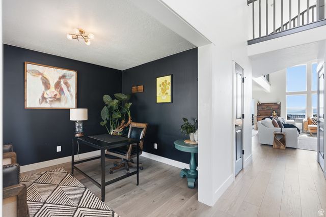 1027 W SEASONS VIEW CT, Lehi, UT 84048