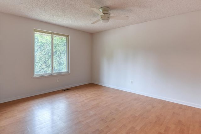 2317 S April Ct, Spokane Valley, WA 99216