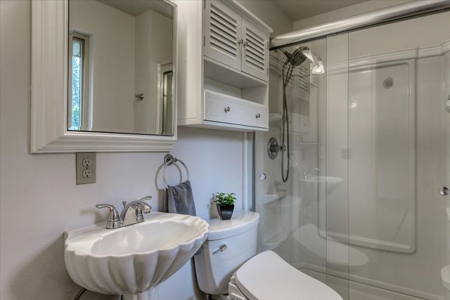 2317 S April Ct, Spokane Valley, WA 99216