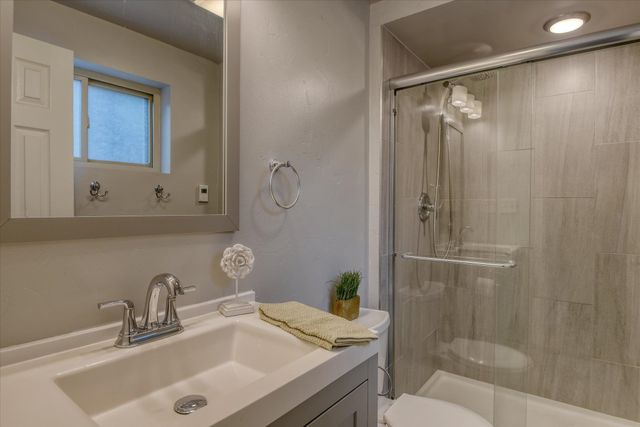 2317 S April Ct, Spokane Valley, WA 99216