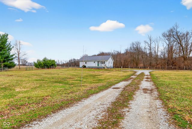 3420 N 500 E, Crawfordsville, IN 47933