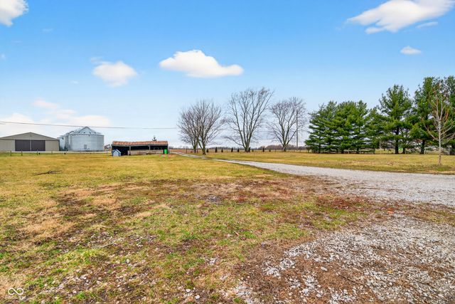 3420 N 500 E, Crawfordsville, IN 47933