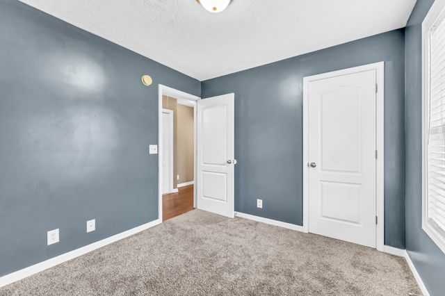 2856 Sharpie Dr, Clarksville, TN 37040