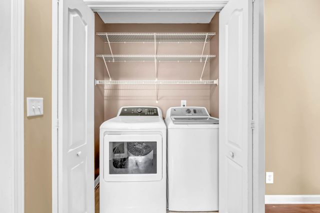 2856 Sharpie Dr, Clarksville, TN 37040