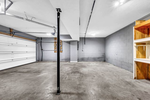 2856 Sharpie Dr, Clarksville, TN 37040